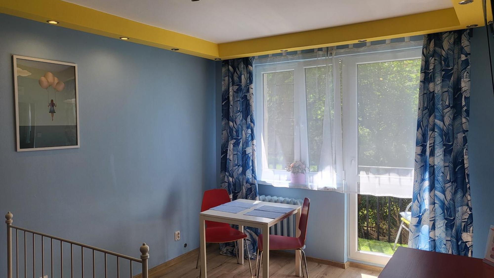 Studiospanie Studio Kapitana Z Balkonem Na Parterze Гданьск Экстерьер фото